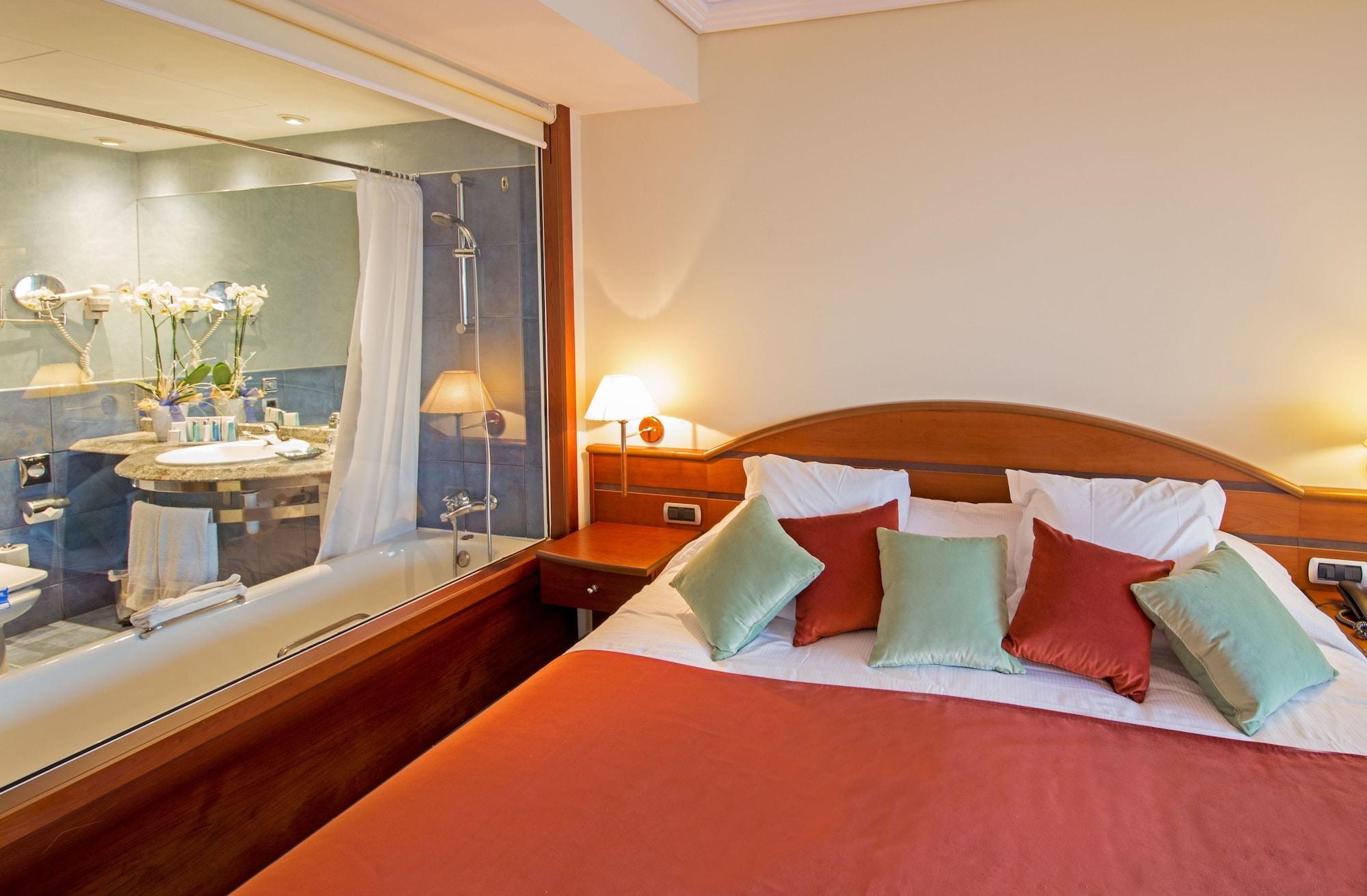 מלון אמפוריבראבה Port Salins מראה חיצוני תמונה