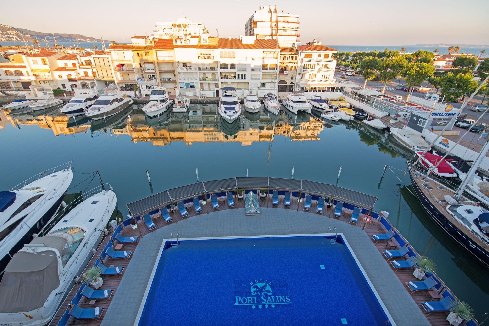 אמפוריבראבה Hotel Port Salins By Pierre & Vacances מראה חיצוני תמונה